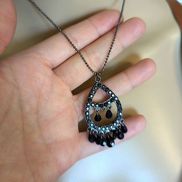 🌟3/$20🌟 Necklace - Picture 3 of 5